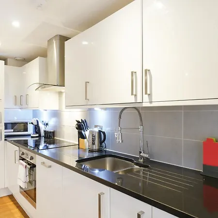 Modern Apartments In Bayswater Central London Free Wifi & Aircon By City Stay Aparts London Exterior photo