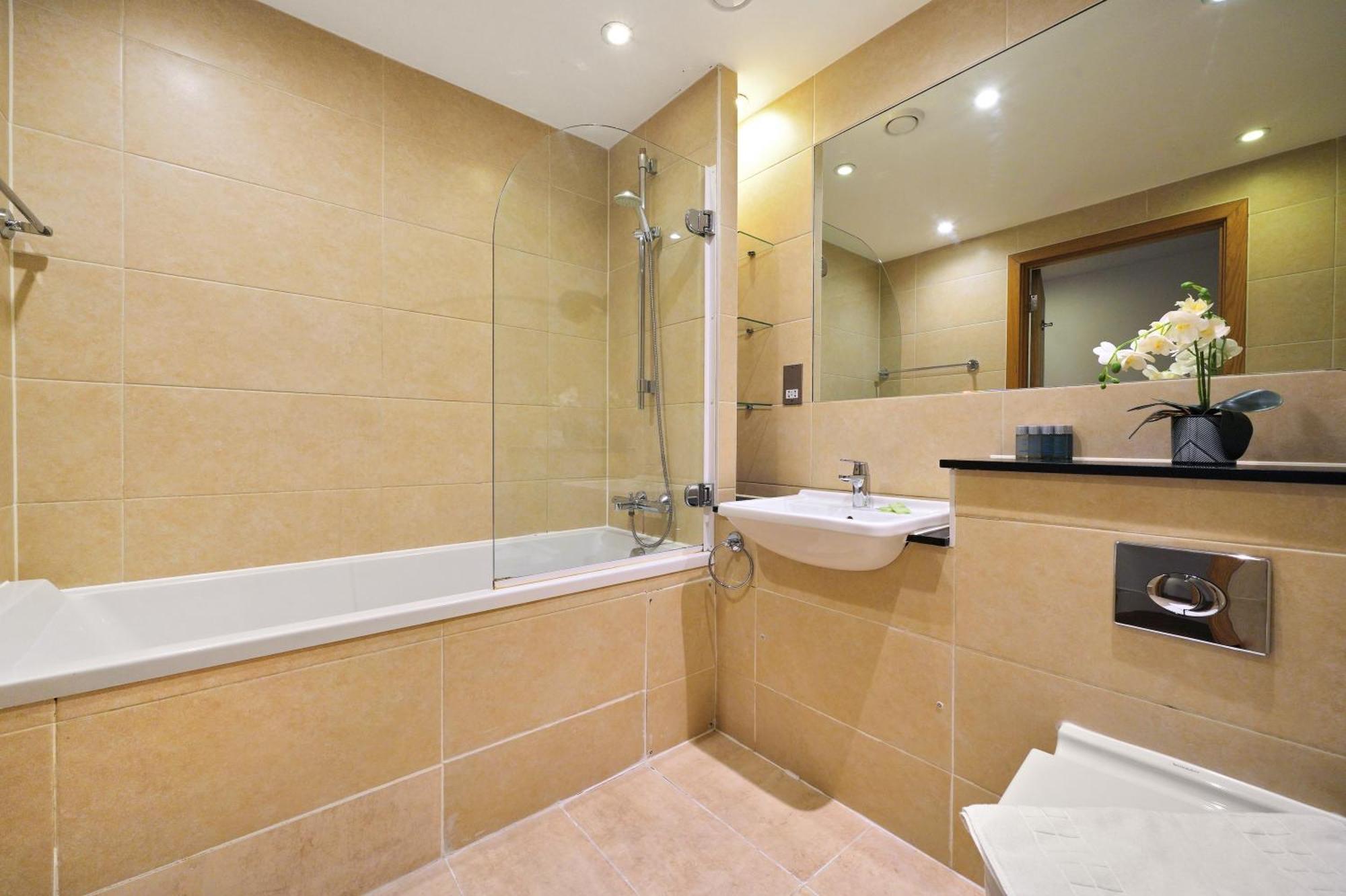 Modern In Bayswater Free Wifi & Aircon By Aparts Londra