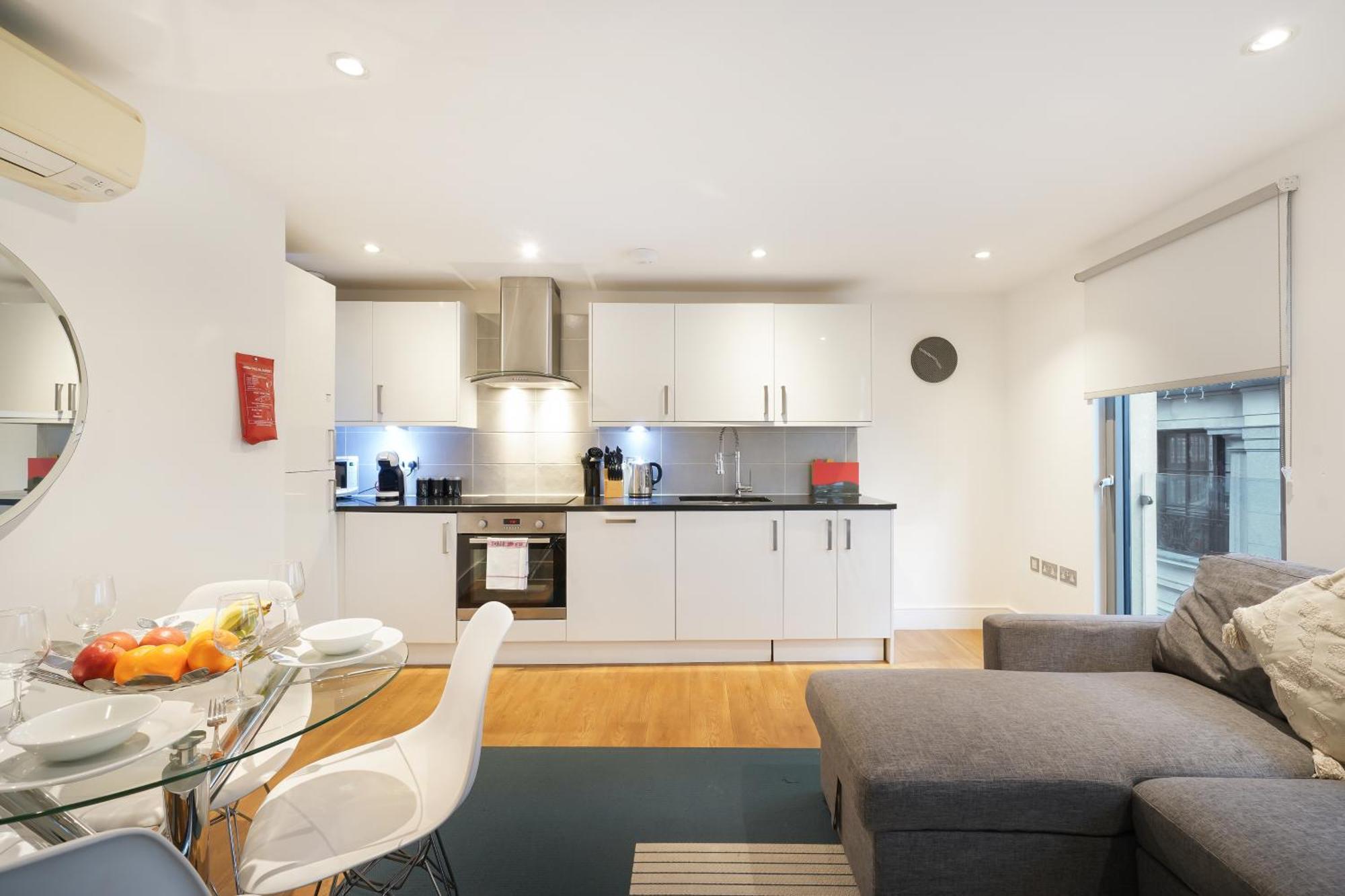 Appartamento Modern In Bayswater Free Wifi & Aircon By Aparts Londra