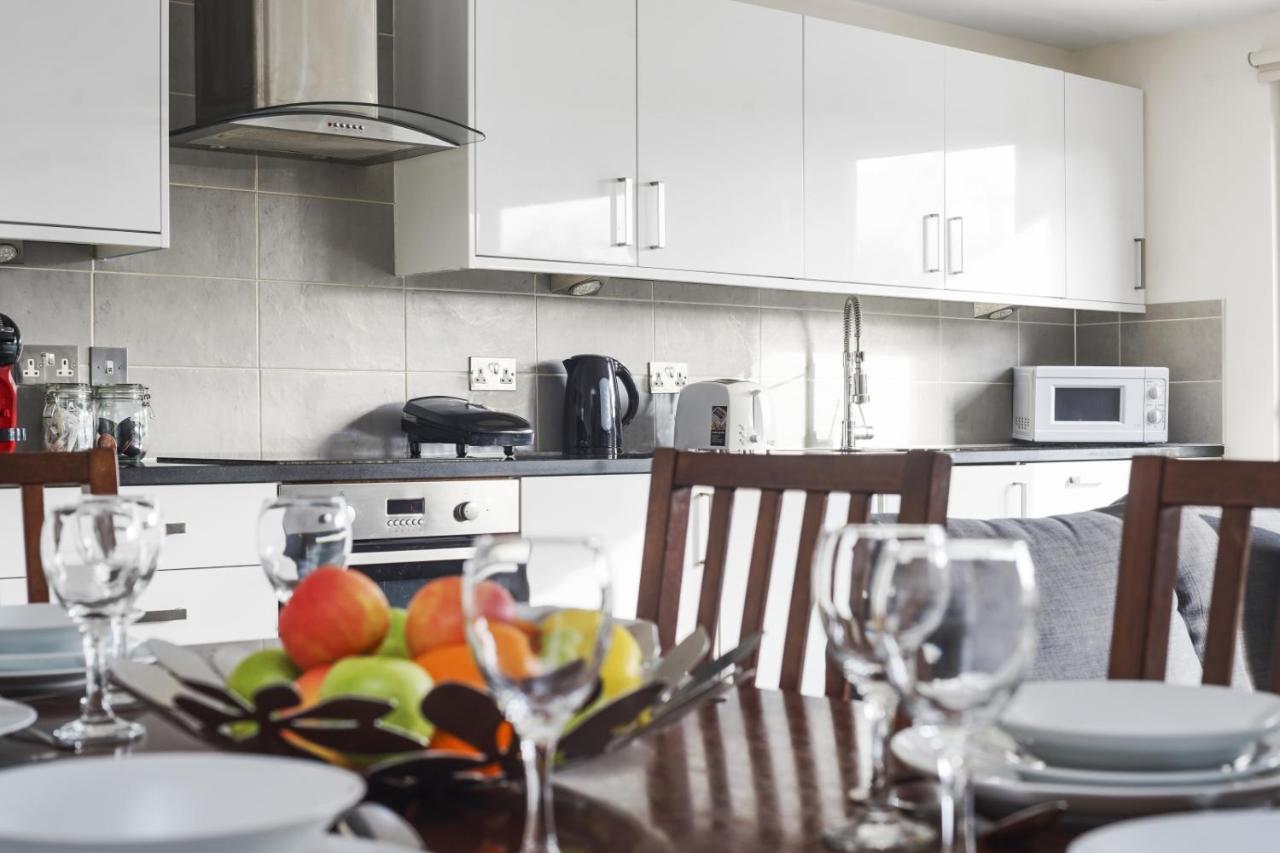 Appartamento Modern In Bayswater Free Wifi & Aircon By Aparts Londra
